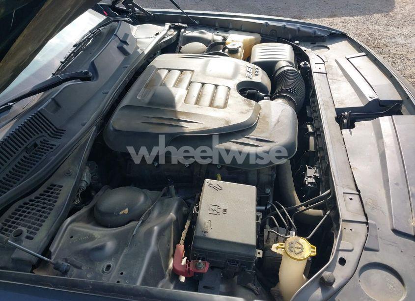 Photo 17 of 2015 Dodge Challenger SXT (VIN 2C3CDZAG9FH816330)