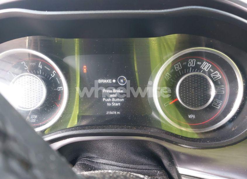 Photo 7 of 2015 Dodge Challenger SXT (VIN 2C3CDZAG9FH816330)