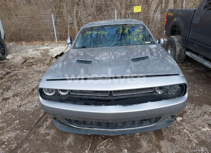 Photo 11 of 2016 Dodge Challenger SXT (VIN 2C3CDZAG9GH107673)