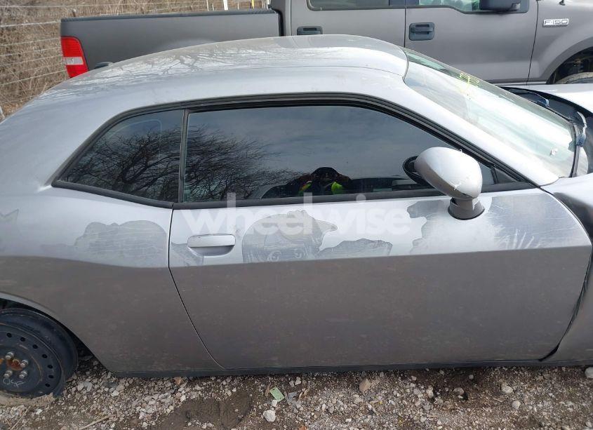 Photo 12 of 2016 Dodge Challenger SXT (VIN 2C3CDZAG9GH107673)