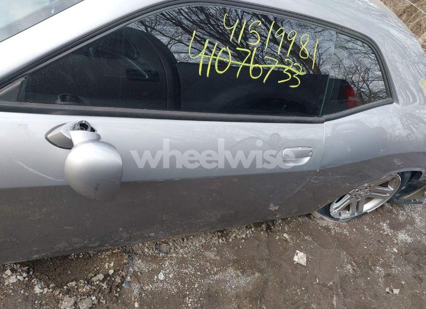 Photo 13 of 2016 Dodge Challenger SXT (VIN 2C3CDZAG9GH107673)