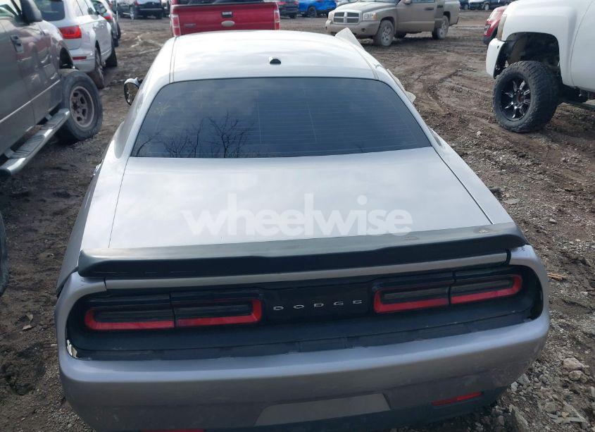 Photo 16 of 2016 Dodge Challenger SXT (VIN 2C3CDZAG9GH107673)