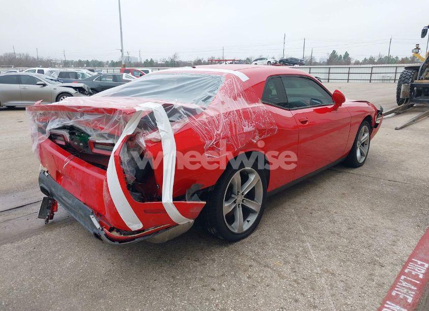 Photo 4 of 2016 Dodge Challenger SXT (VIN 2C3CDZAG9GH166240)