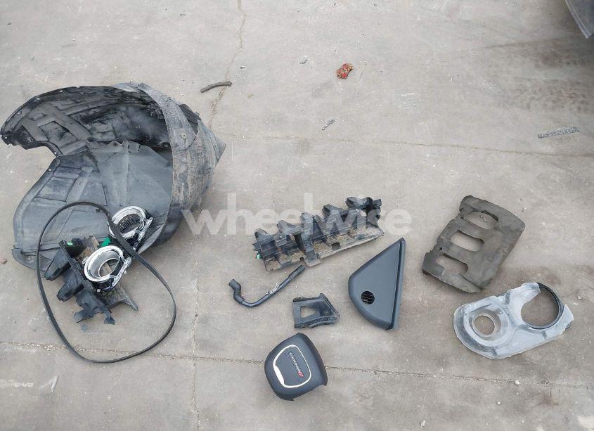 Photo 12 of 2016 Dodge Challenger SXT (VIN 2C3CDZAG9GH184110)