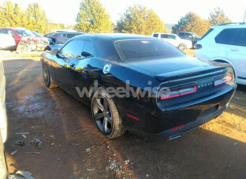 Photo 3 of 2016 Dodge Challenger SXT (VIN 2C3CDZAG9GH279606)