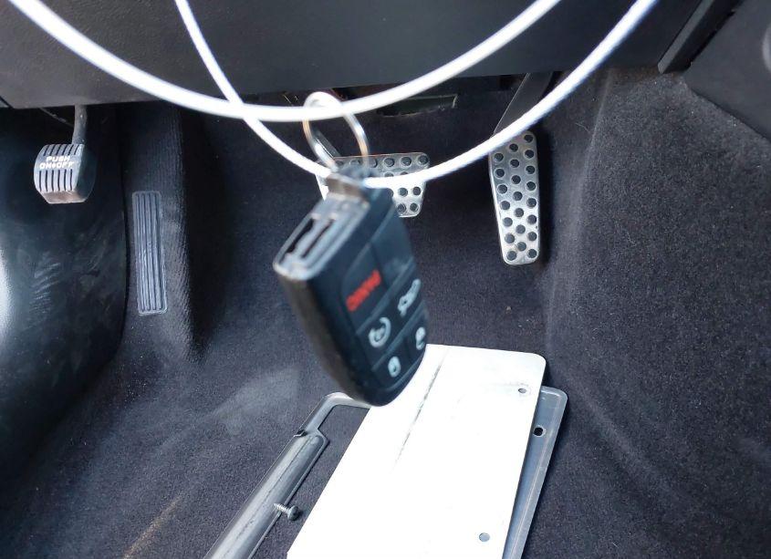 Photo 11 of 2017 Dodge Challenger SXT PLUS (VIN 2C3CDZAG9HH502731)