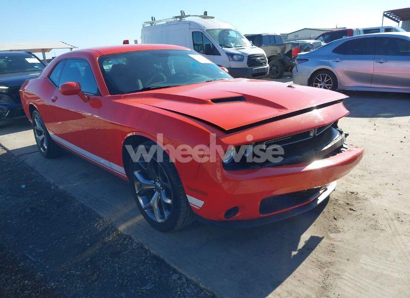 2017 Dodge Challenger SXT (VIN 2C3CDZAG9HH558832) main photo