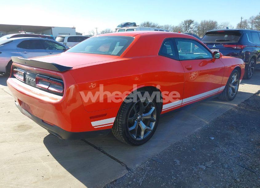 Photo 4 of 2017 Dodge Challenger SXT (VIN 2C3CDZAG9HH558832)