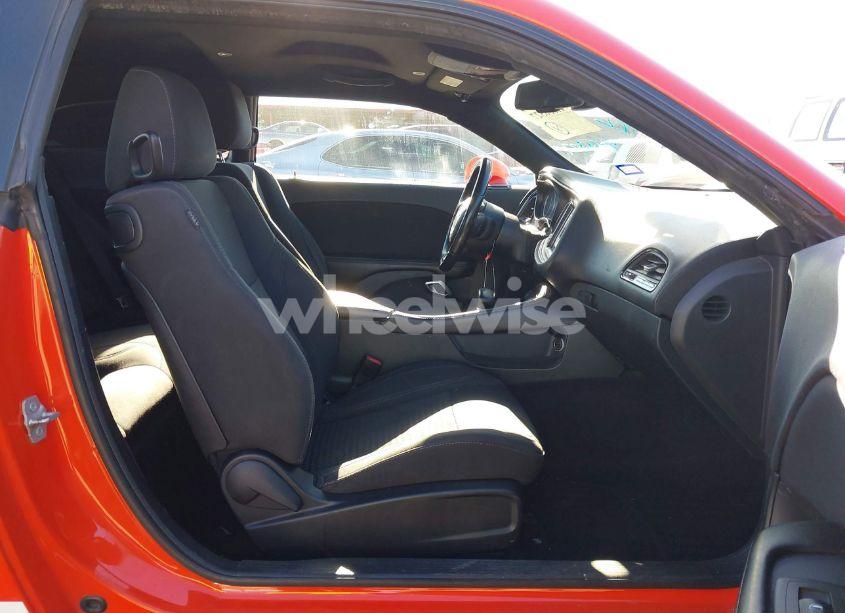 Photo 5 of 2017 Dodge Challenger SXT (VIN 2C3CDZAG9HH558832)