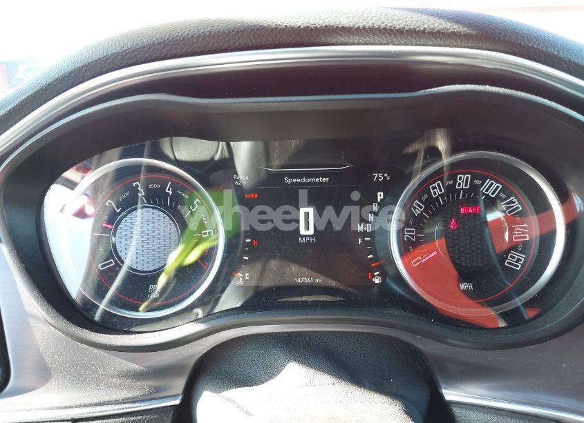 Photo 7 of 2017 Dodge Challenger SXT (VIN 2C3CDZAG9HH558832)