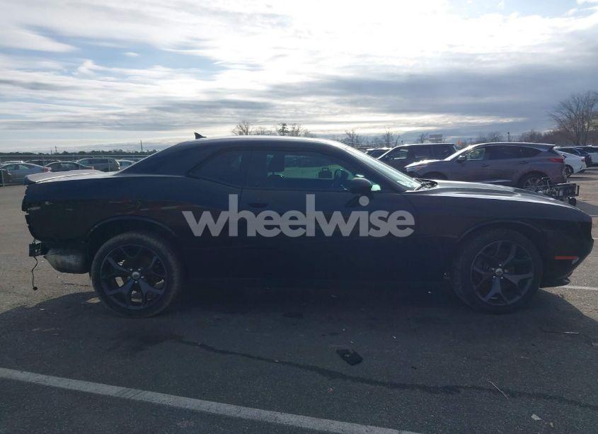 Photo 13 of 2017 Dodge Challenger SXT PLUS (VIN 2C3CDZAG9HH583147)