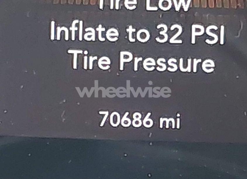 Photo 15 of 2017 Dodge Challenger SXT PLUS (VIN 2C3CDZAG9HH583147)