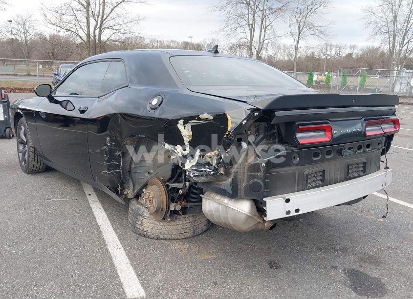 Photo 6 of 2017 Dodge Challenger SXT PLUS (VIN 2C3CDZAG9HH583147)