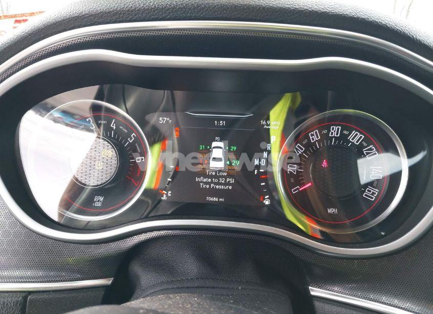 Photo 7 of 2017 Dodge Challenger SXT PLUS (VIN 2C3CDZAG9HH583147)