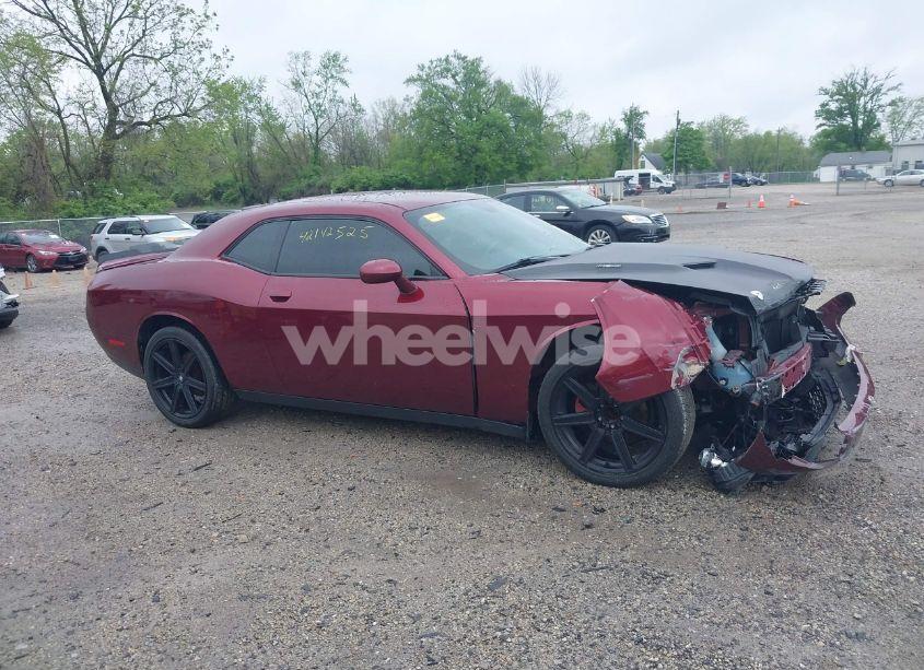 Photo 13 of 2018 Dodge Challenger SXT (VIN 2C3CDZAG9JH138297)