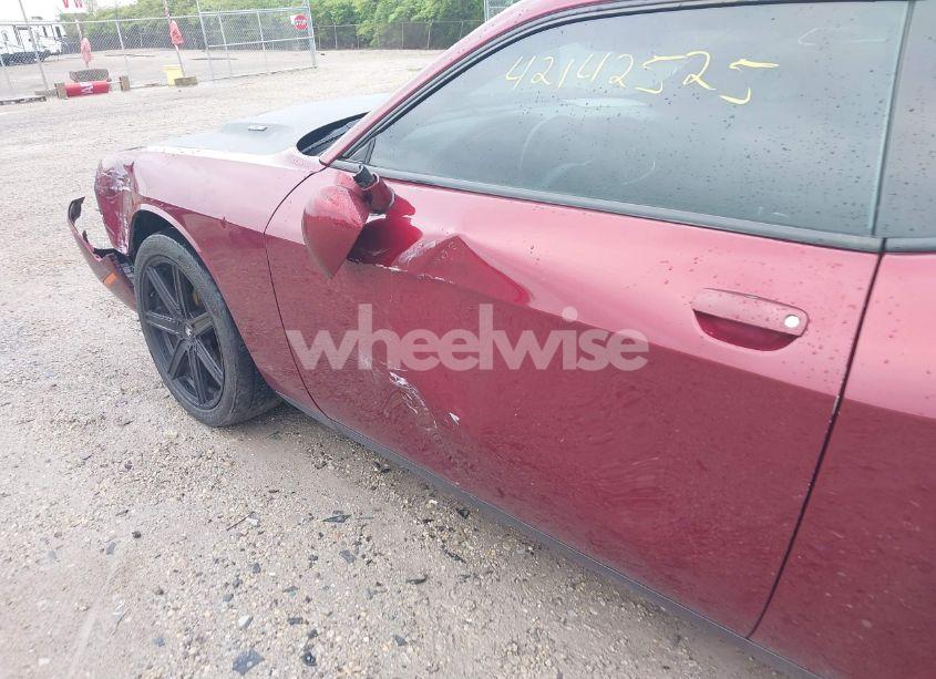 Photo 19 of 2018 Dodge Challenger SXT (VIN 2C3CDZAG9JH138297)