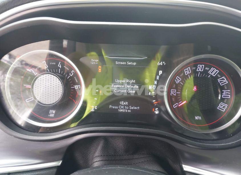 Photo 7 of 2018 Dodge Challenger SXT (VIN 2C3CDZAG9JH138297)