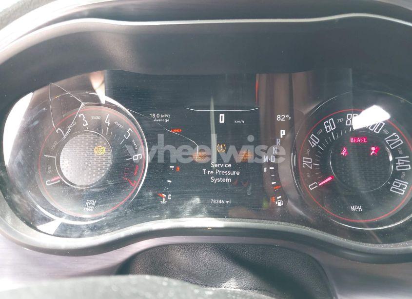 Photo 7 of 2018 Dodge Challenger SXT PLUS (VIN 2C3CDZAG9JH172319)