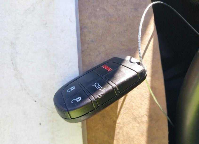 Photo 11 of 2018 Dodge Challenger SXT (VIN 2C3CDZAG9JH183076)