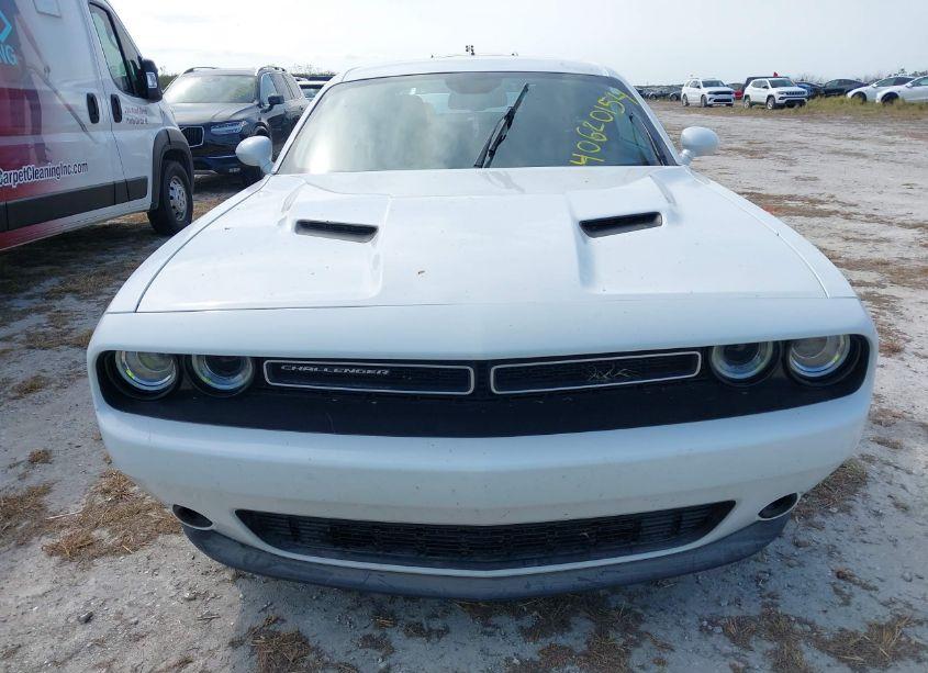 Photo 12 of 2020 Dodge Challenger SXT (VIN 2C3CDZAG9LH213552)