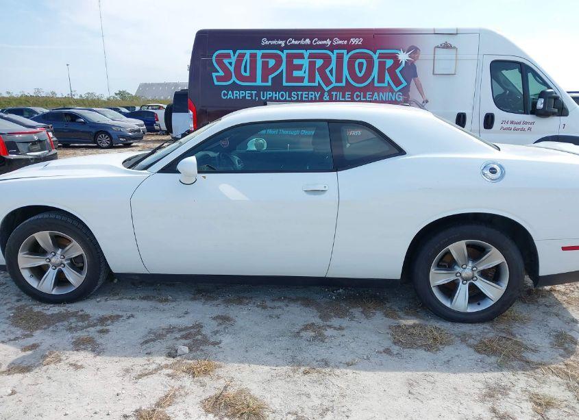 Photo 14 of 2020 Dodge Challenger SXT (VIN 2C3CDZAG9LH213552)