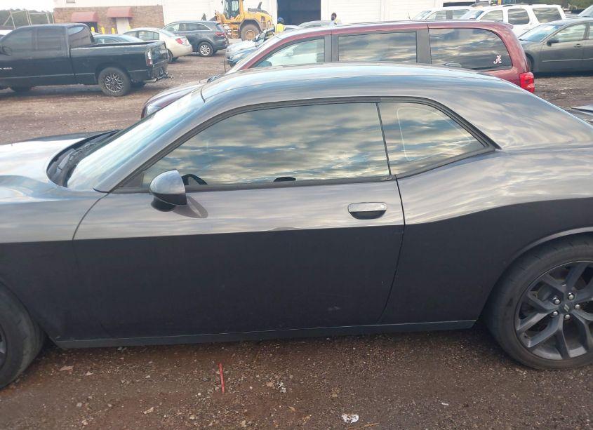 Photo 14 of 2021 Dodge Challenger SXT (VIN 2C3CDZAG9MH524481)