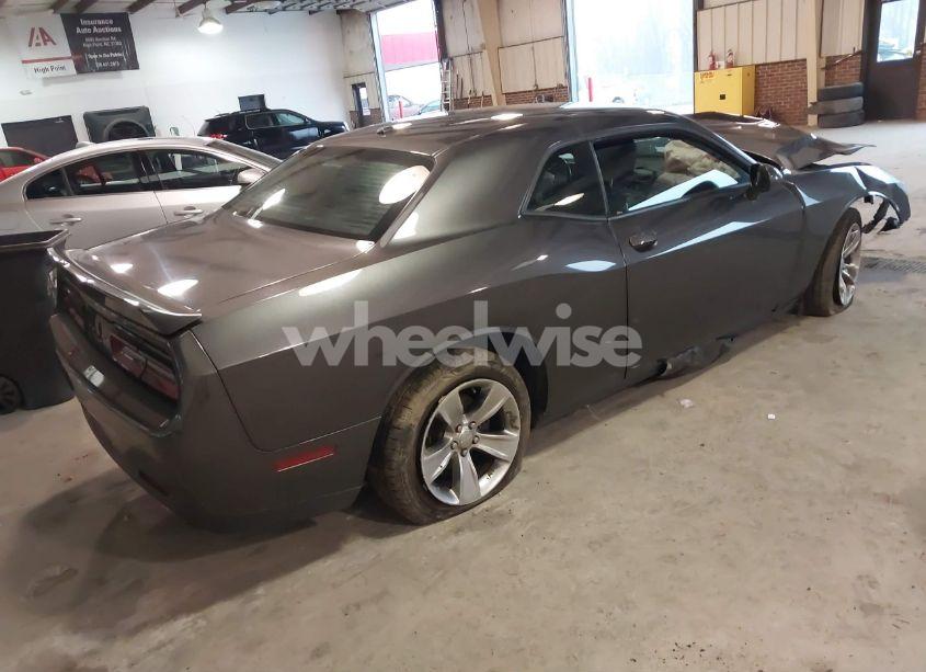 Photo 4 of 2021 Dodge Challenger SXT (VIN 2C3CDZAG9MH538767)