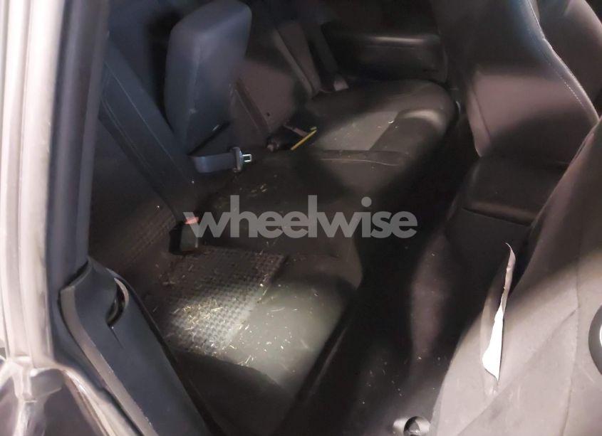 Photo 8 of 2021 Dodge Challenger SXT (VIN 2C3CDZAG9MH538767)