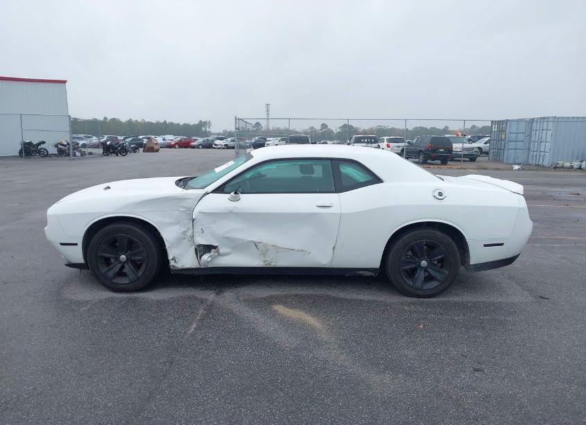 Photo 13 of 2021 Dodge Challenger SXT (VIN 2C3CDZAG9MH546884)