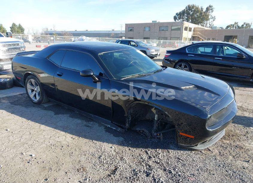 2021 Dodge Challenger SXT (VIN 2C3CDZAG9MH630736) main photo
