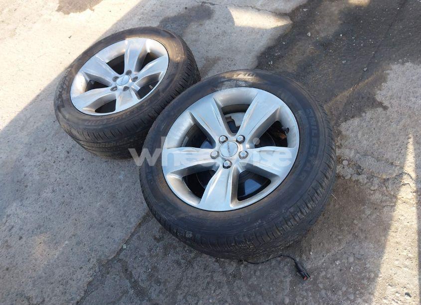 Photo 12 of 2021 Dodge Challenger SXT (VIN 2C3CDZAG9MH630736)