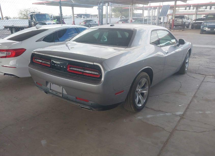 Photo 4 of 2015 Dodge Challenger SXT (VIN 2C3CDZAGXFH787808)