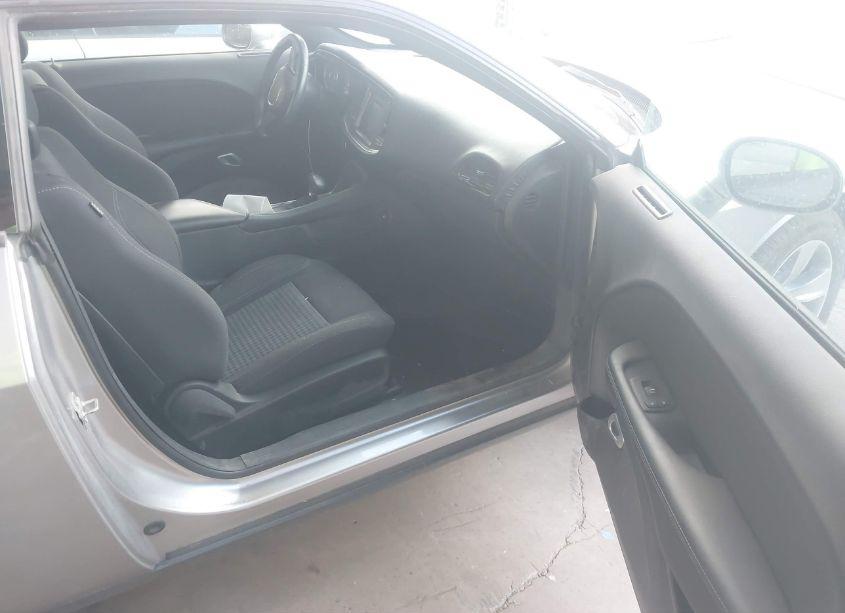 Photo 5 of 2015 Dodge Challenger SXT (VIN 2C3CDZAGXFH787808)