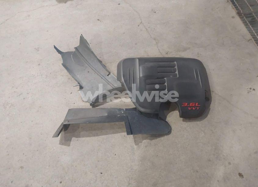 Photo 12 of 2015 Dodge Challenger SXT (VIN 2C3CDZAGXFH788814)