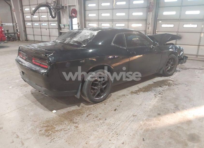 Photo 4 of 2015 Dodge Challenger SXT (VIN 2C3CDZAGXFH788814)