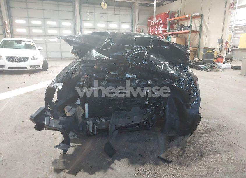 Photo 6 of 2015 Dodge Challenger SXT (VIN 2C3CDZAGXFH788814)