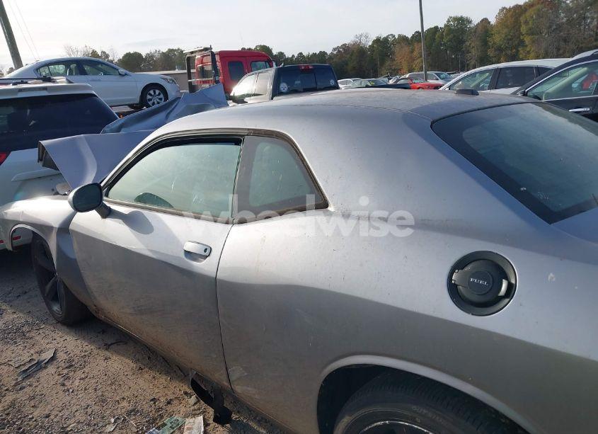 Photo 14 of 2015 Dodge Challenger SXT (VIN 2C3CDZAGXFH816868)