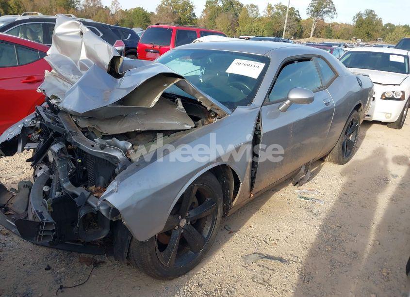 Photo 2 of 2015 Dodge Challenger SXT (VIN 2C3CDZAGXFH816868)