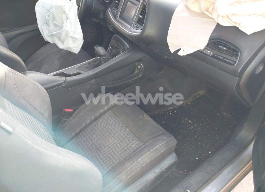 Photo 5 of 2015 Dodge Challenger SXT (VIN 2C3CDZAGXFH816868)