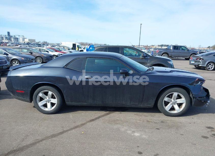 Photo 14 of 2016 Dodge Challenger SXT (VIN 2C3CDZAGXGH264256)