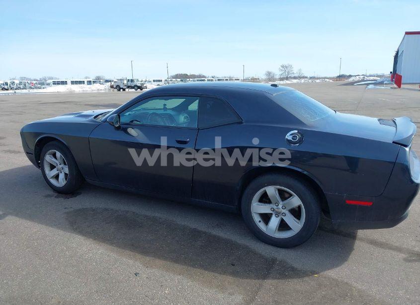 Photo 15 of 2016 Dodge Challenger SXT (VIN 2C3CDZAGXGH264256)