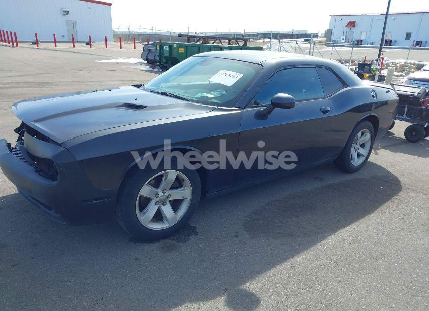 Photo 2 of 2016 Dodge Challenger SXT (VIN 2C3CDZAGXGH264256)