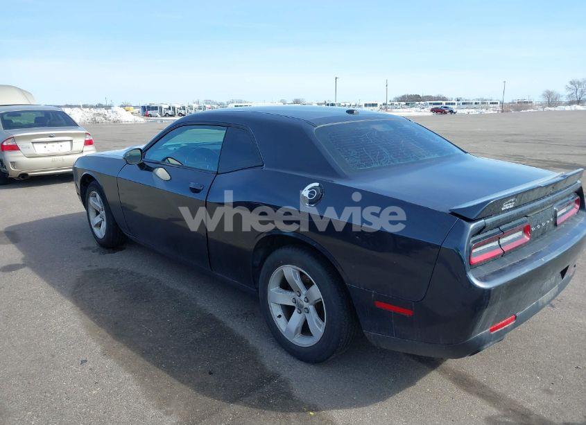Photo 3 of 2016 Dodge Challenger SXT (VIN 2C3CDZAGXGH264256)