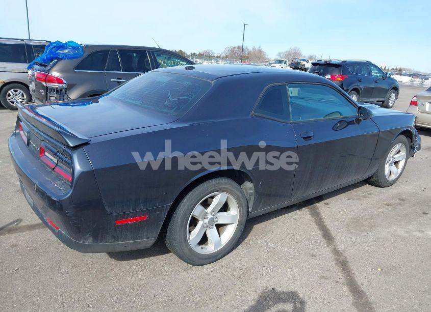 Photo 4 of 2016 Dodge Challenger SXT (VIN 2C3CDZAGXGH264256)