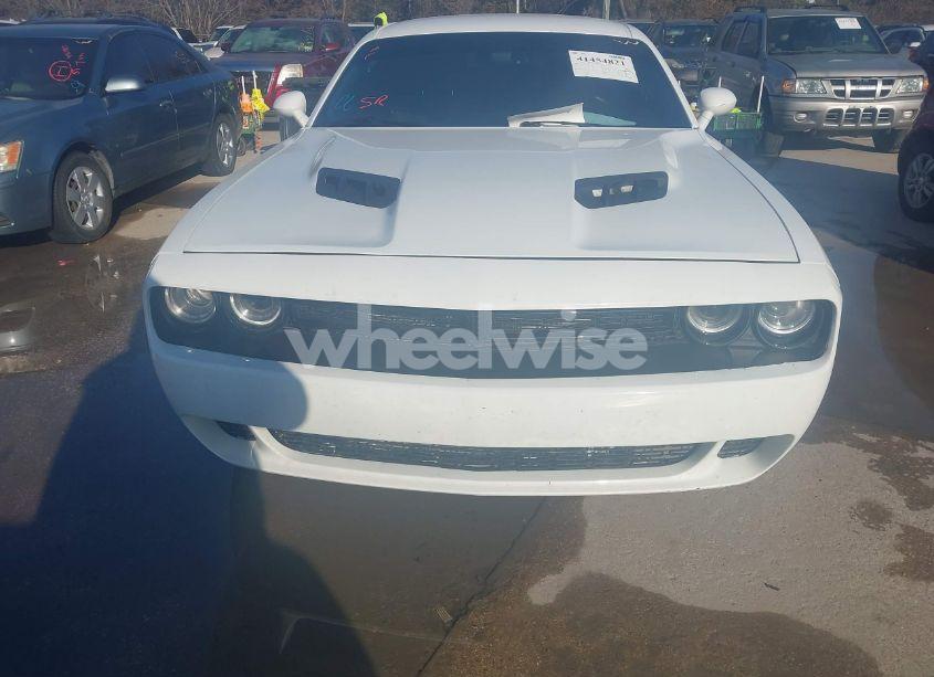 Photo 12 of 2016 Dodge Challenger SXT (VIN 2C3CDZAGXGH264760)