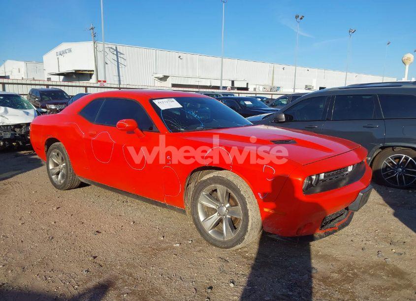 2016 Dodge Challenger SXT (VIN 2C3CDZAGXGH306876) main photo