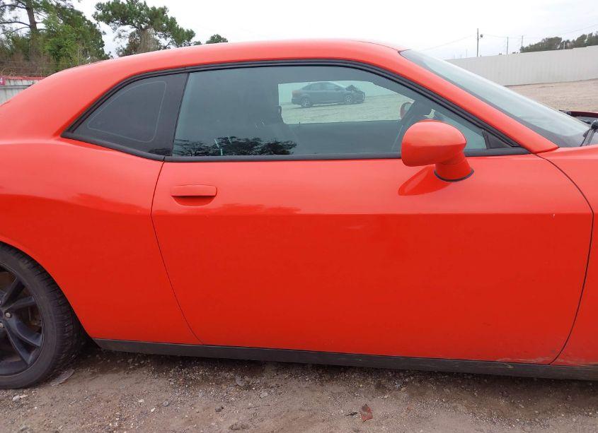 Photo 14 of 2016 Dodge Challenger SXT (VIN 2C3CDZAGXGH309647)