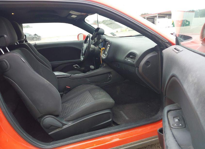 Photo 5 of 2016 Dodge Challenger SXT (VIN 2C3CDZAGXGH309647)