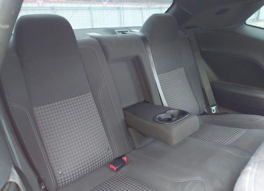 Photo 8 of 2016 Dodge Challenger SXT (VIN 2C3CDZAGXGH309647)