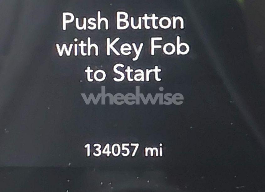 Photo 7 of 2017 Dodge Challenger SXT (VIN 2C3CDZAGXHH536614)